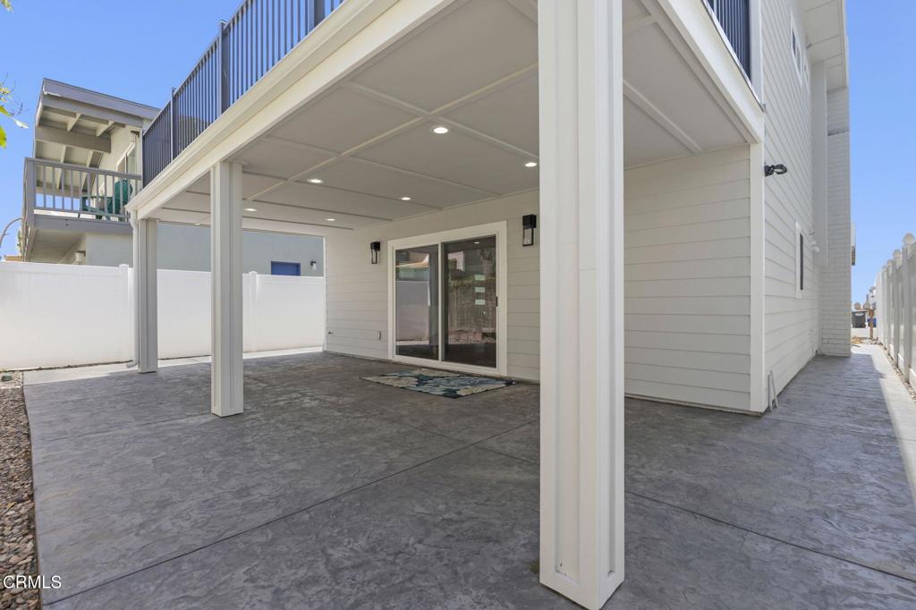 Oxnard, California, 93035, United States, 2 Bedrooms Bedrooms, ,2 BathroomsBathrooms,Residential,Active,2043125