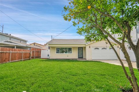 Tiny photo for 15017 Kingsdale Avenue, Lawndale, CA 90260 (MLS # PW24103757)