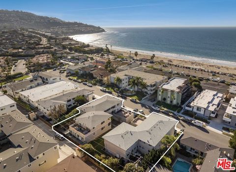 Photo of 156 Paseo De La Concha, Redondo Beach, CA 90277 (MLS # 26648593)