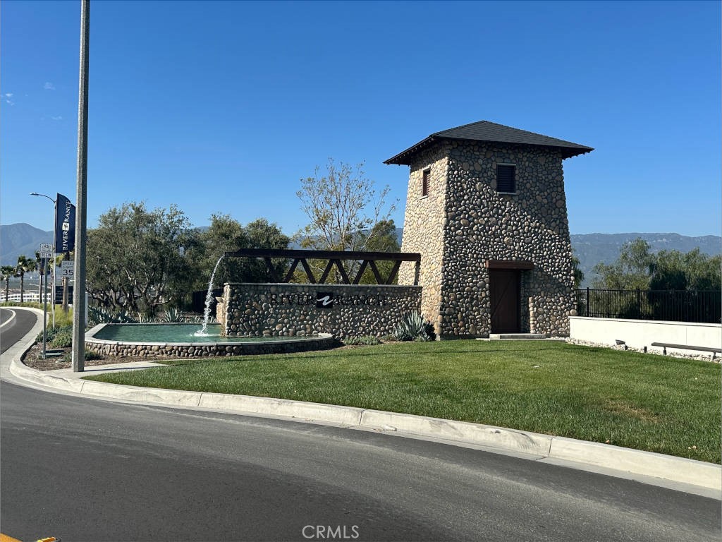 2511 Gunner Ridge Way