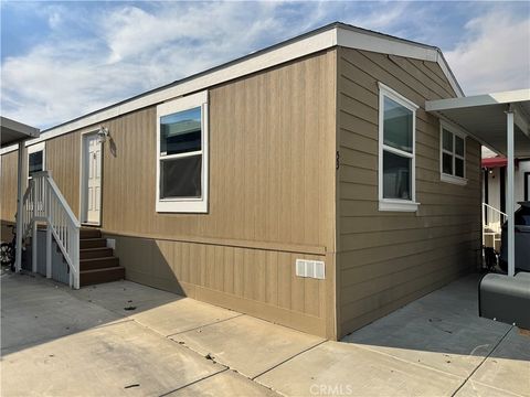 32900 Riverside 53 Lake Elsinore CA 92530