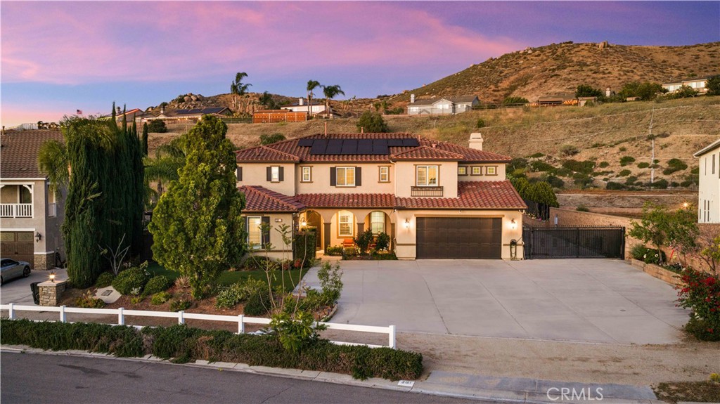 3101 Curly Horse Way