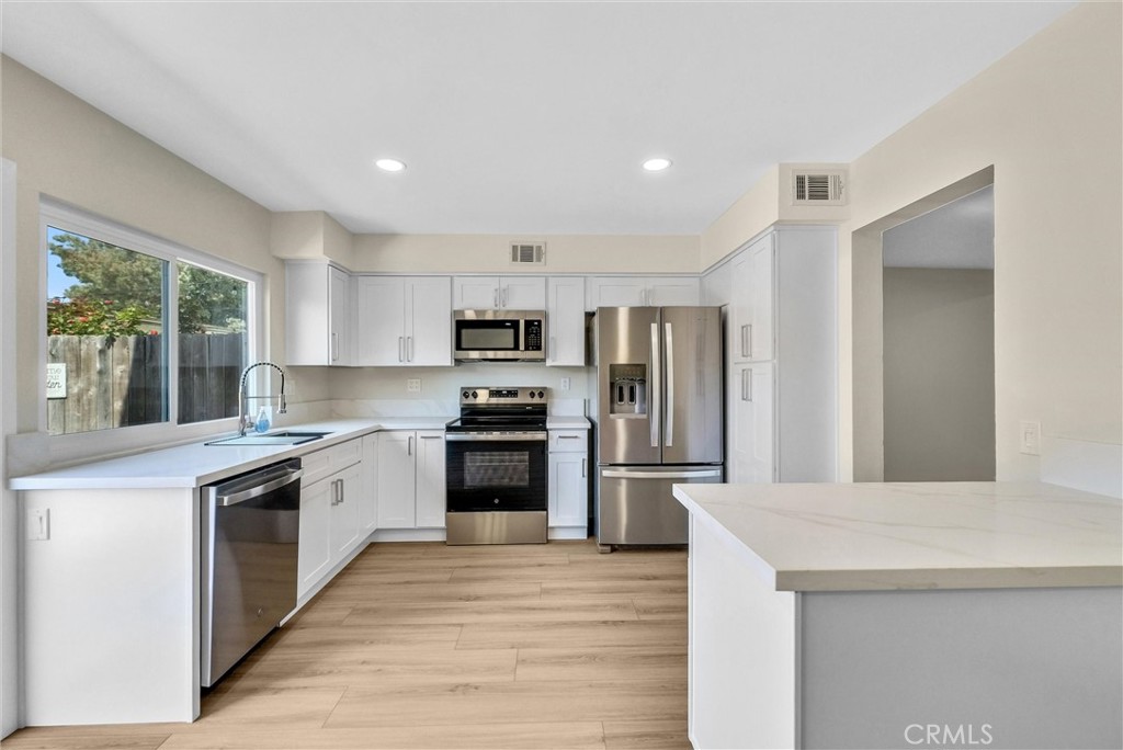 Tiburon (TIBU) - Residential Lease