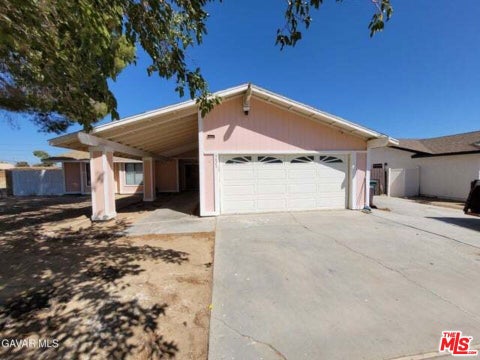 Photo of 9825 Sally Avenue, California City, CA 93505 (MLS # 26852895)