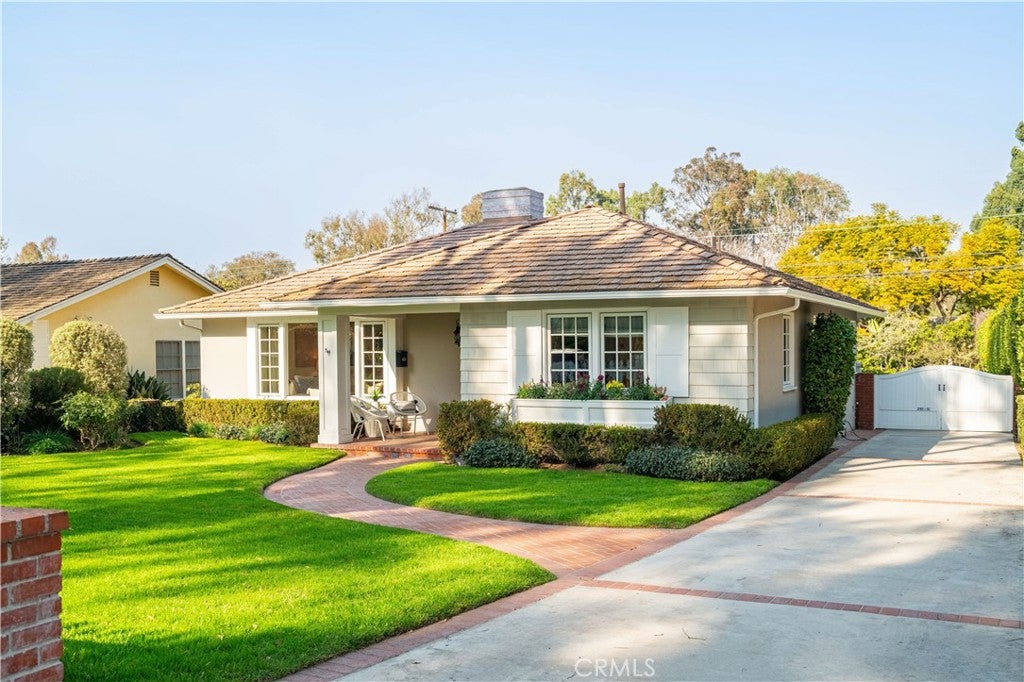 3321 Palos Verdes Drive North N