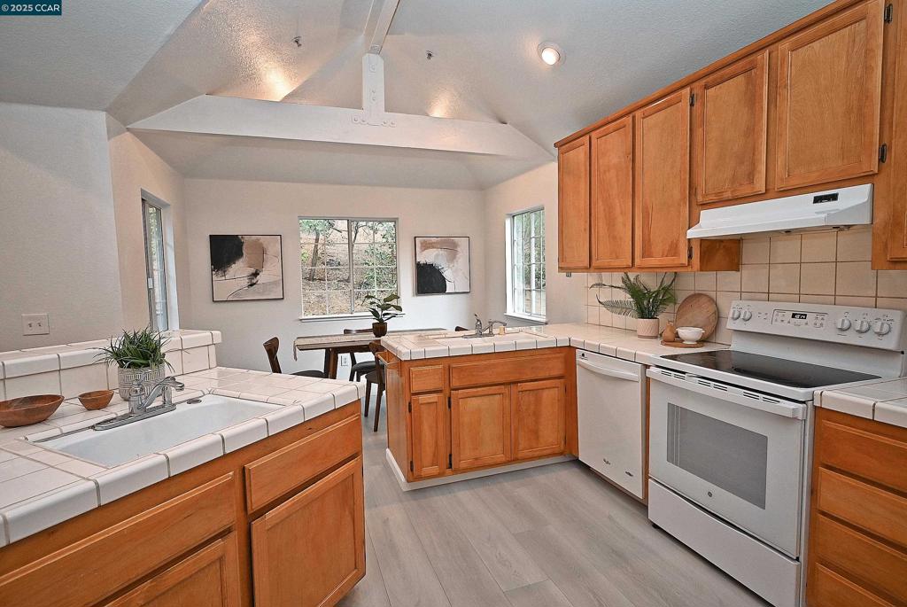 DOWNTOWN - Residential