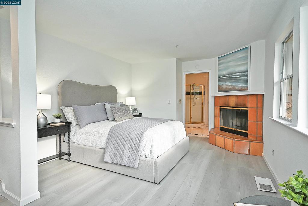 DOWNTOWN - Residential