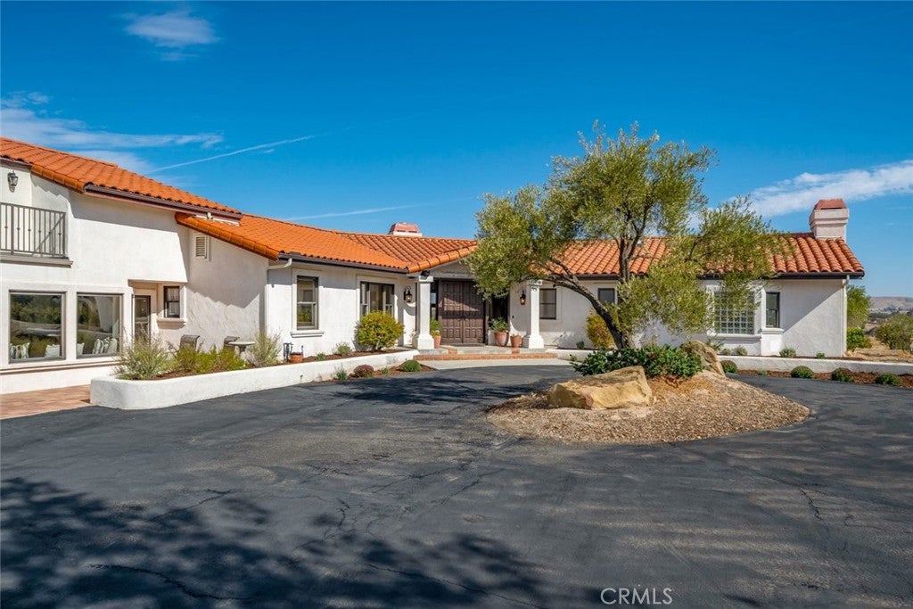 5675 Iron Gate