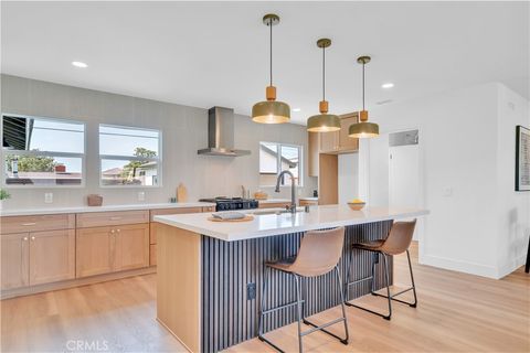 Photo of 10525 S 5th Avenue, Inglewood, CA 90303 (MLS # OC26054415)