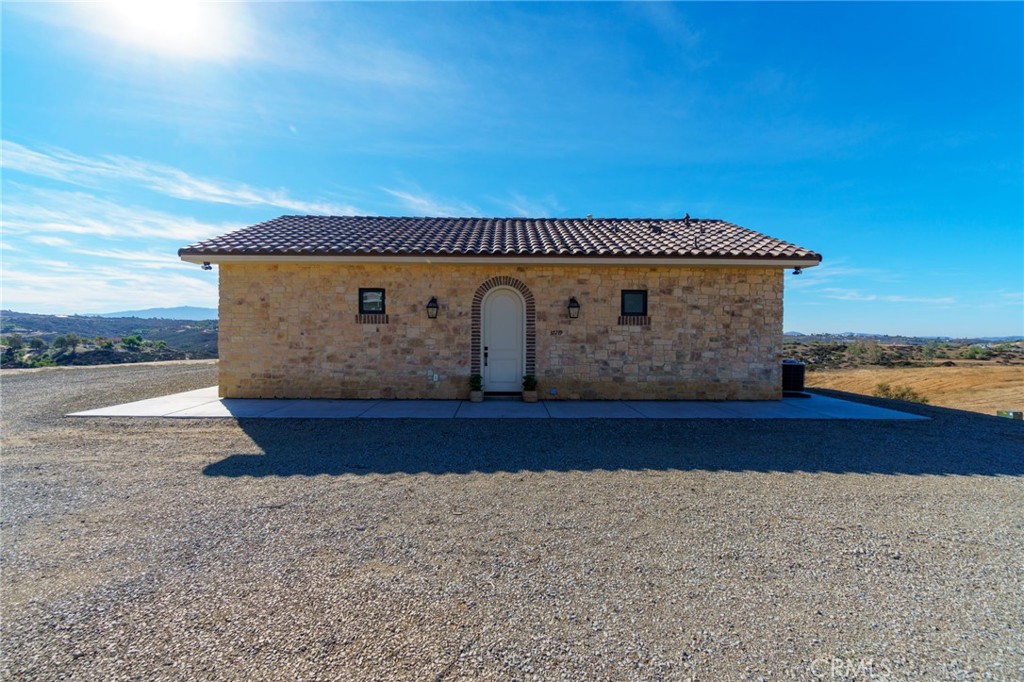37219 Quarter Valley Road