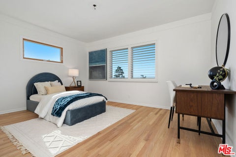 Tiny photo for 241 Calle Mayor, Redondo Beach, CA 90277 (MLS # 26995309)