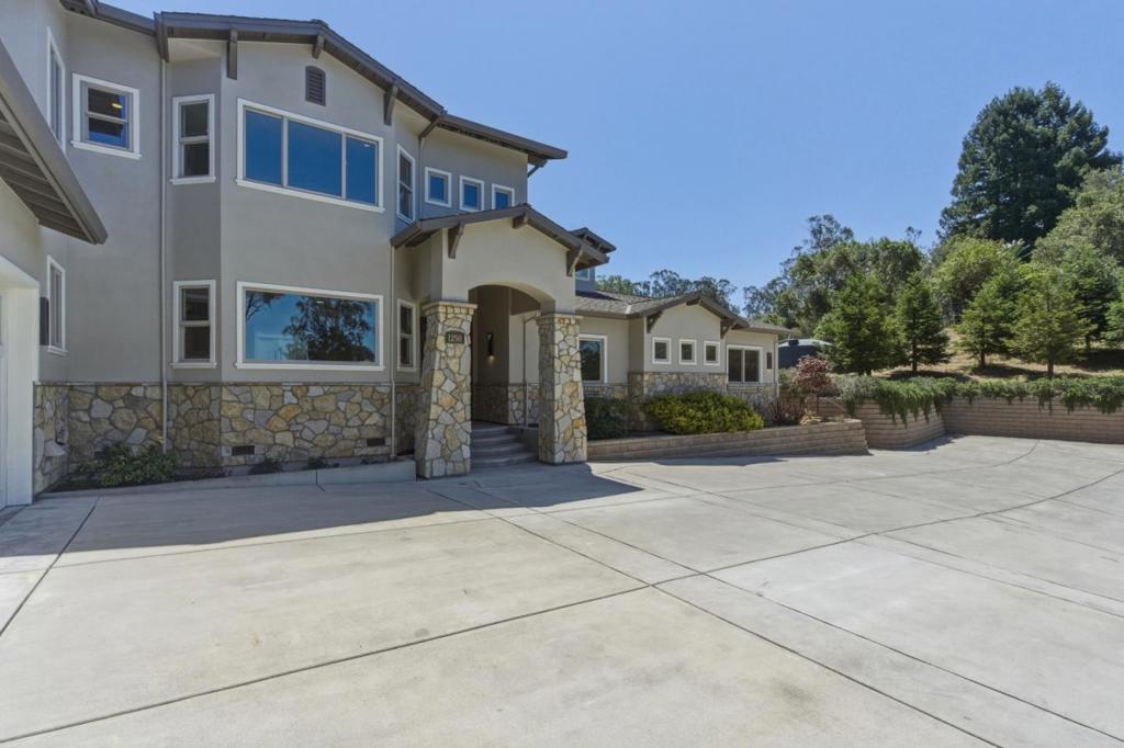 1250 Day Valley Ridge