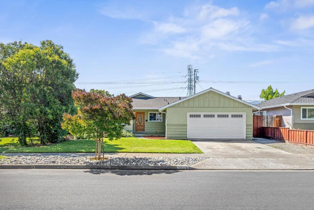 1832 Calistoga Drive