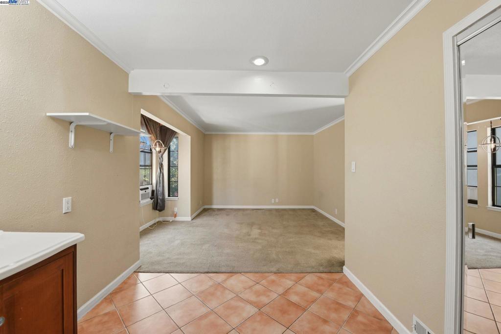 HOLIDAY ESTATES - Residential