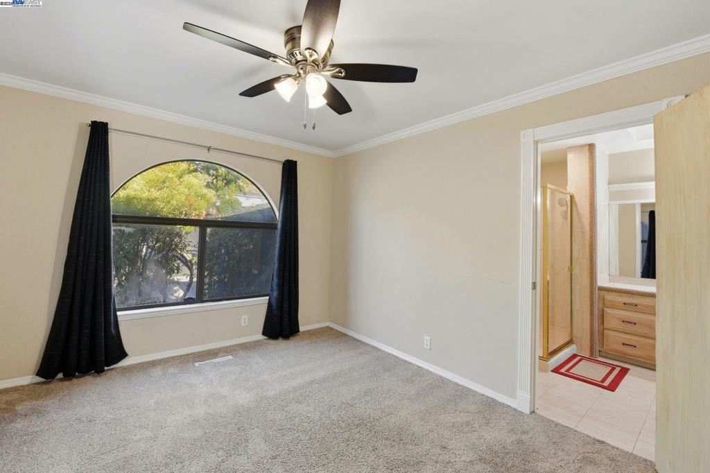 HOLIDAY ESTATES - Residential