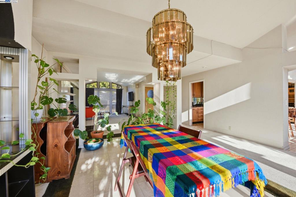 HOLIDAY ESTATES - Residential