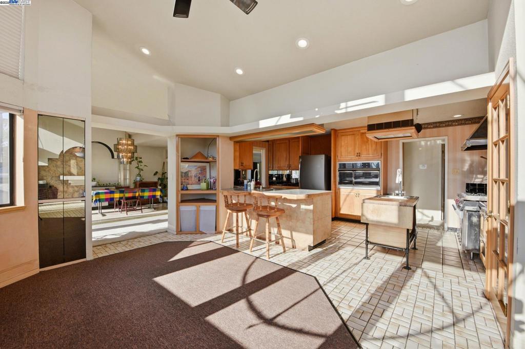 HOLIDAY ESTATES - Residential