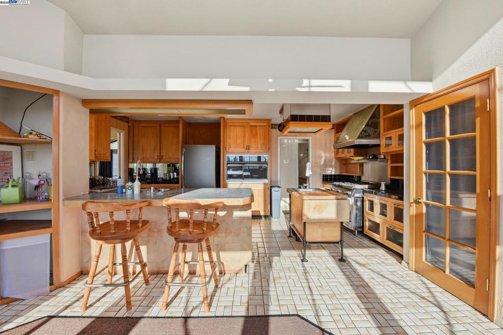 HOLIDAY ESTATES - Residential