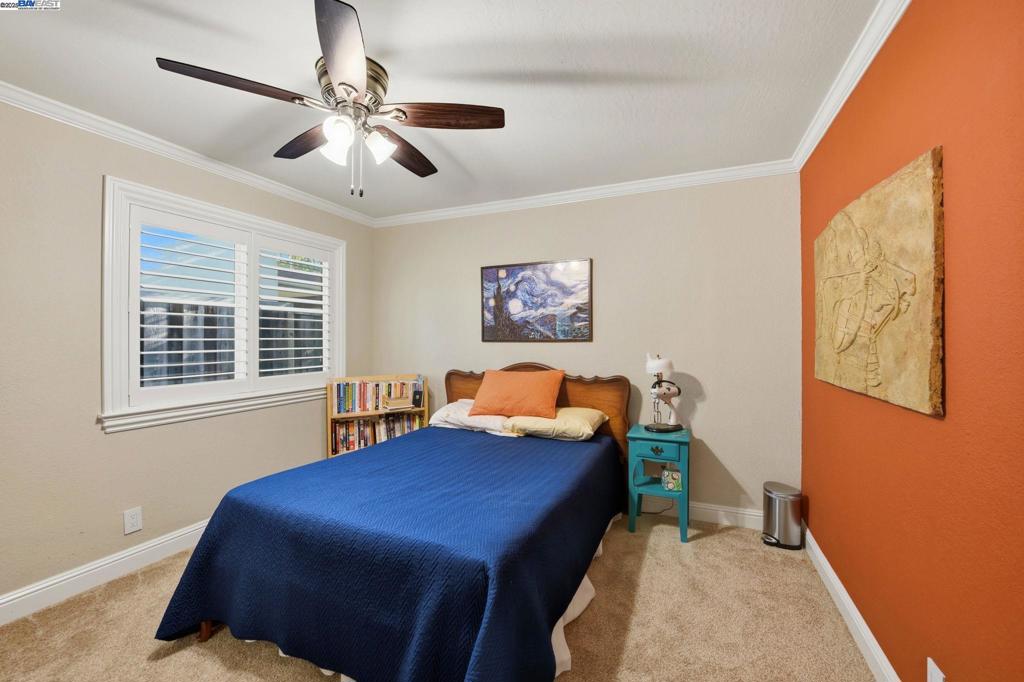 HOLIDAY ESTATES - Residential