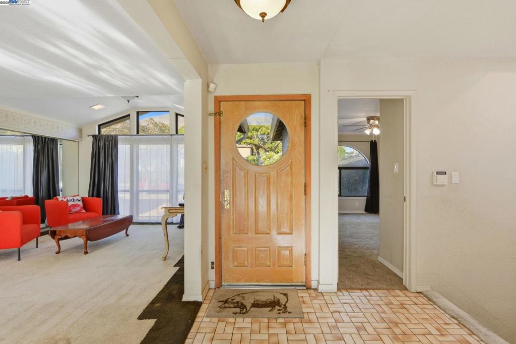 HOLIDAY ESTATES - Residential