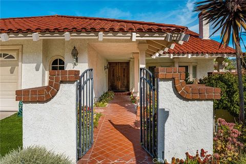 5735 E Elsinore Avenue Orange CA 92869