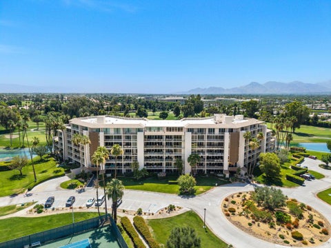 Photo of 900 Island Drive #304, Rancho Mirage, CA 92270 (MLS # 219148530DA)