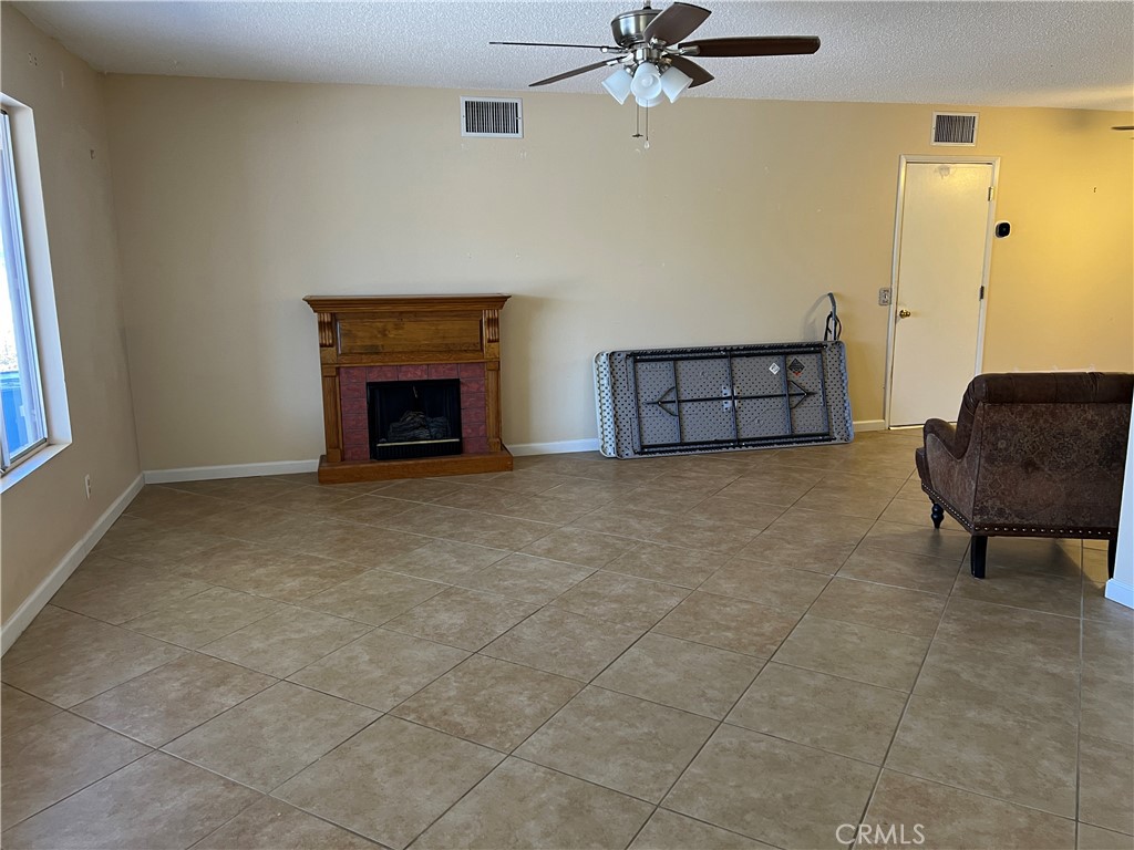 1441 Edgewood Lane