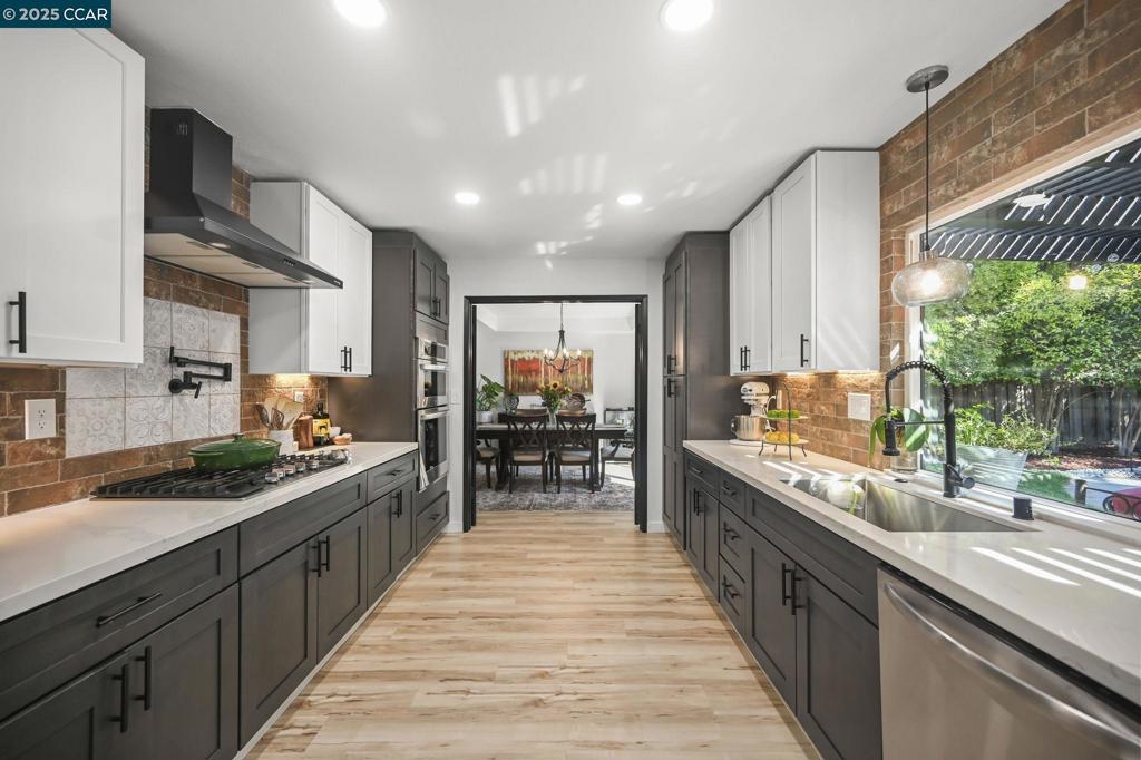 BROOKTREE - Residential