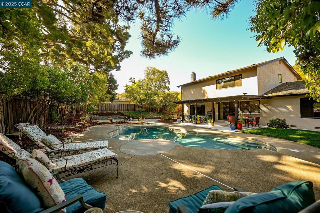 BROOKTREE - Residential