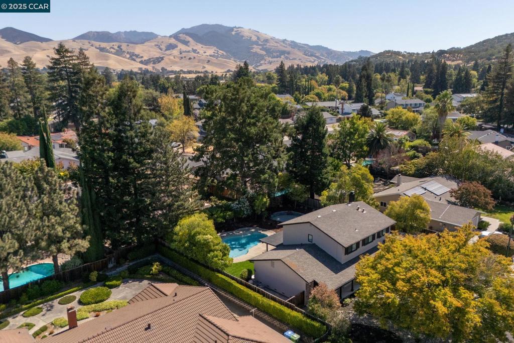 BROOKTREE - Residential