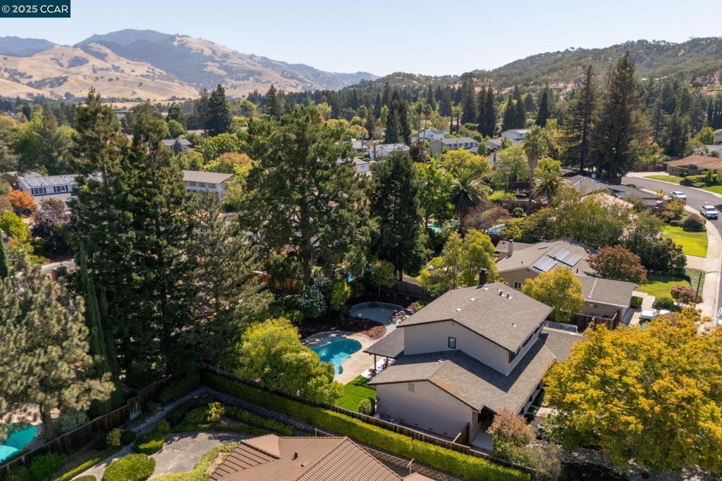BROOKTREE - Residential