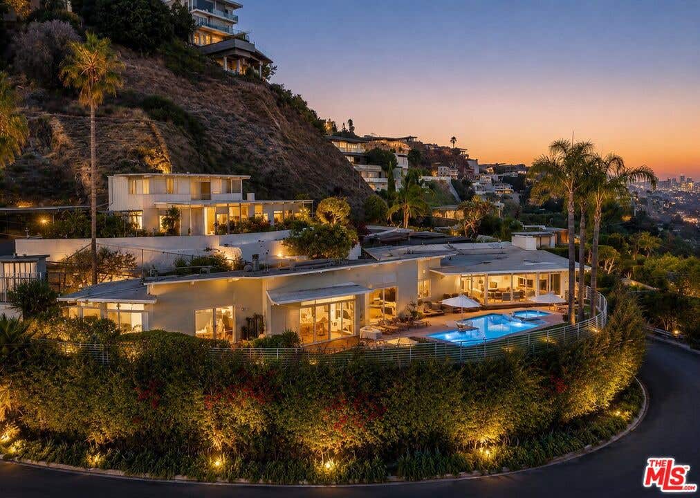 Photo of 8411 Hollywood Boulevard, West Hollywood, CA 90069 (MLS # 26835363)