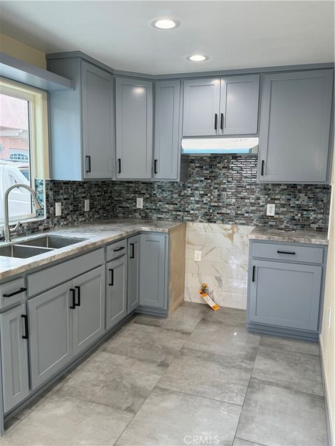 Photo of 1/4 W 108TH Street #3538 1/4, Inglewood, CA 90303 (MLS # IN26093100)