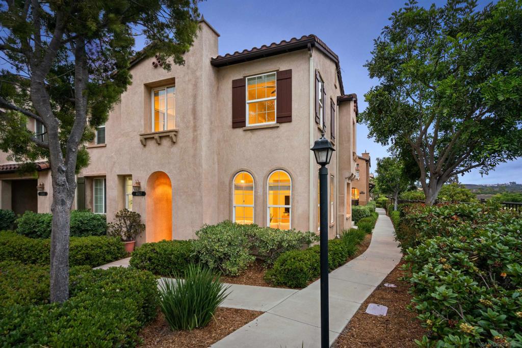6102 Alida Row