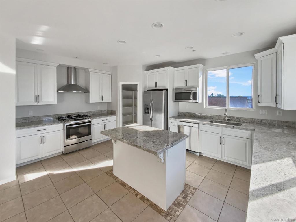 1504 San Bernardino Ave