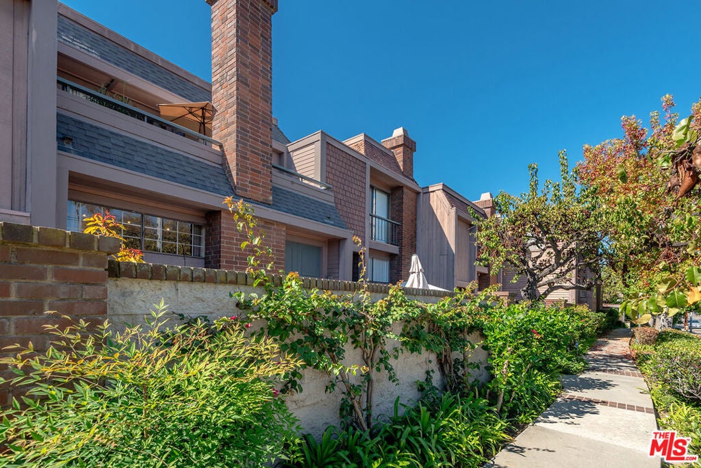 4631 Alla Road 7