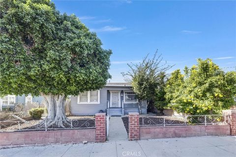 Photo of 1143 S Grande Vista Ave, Los Angeles, CA 90023 (MLS # PW25230740)