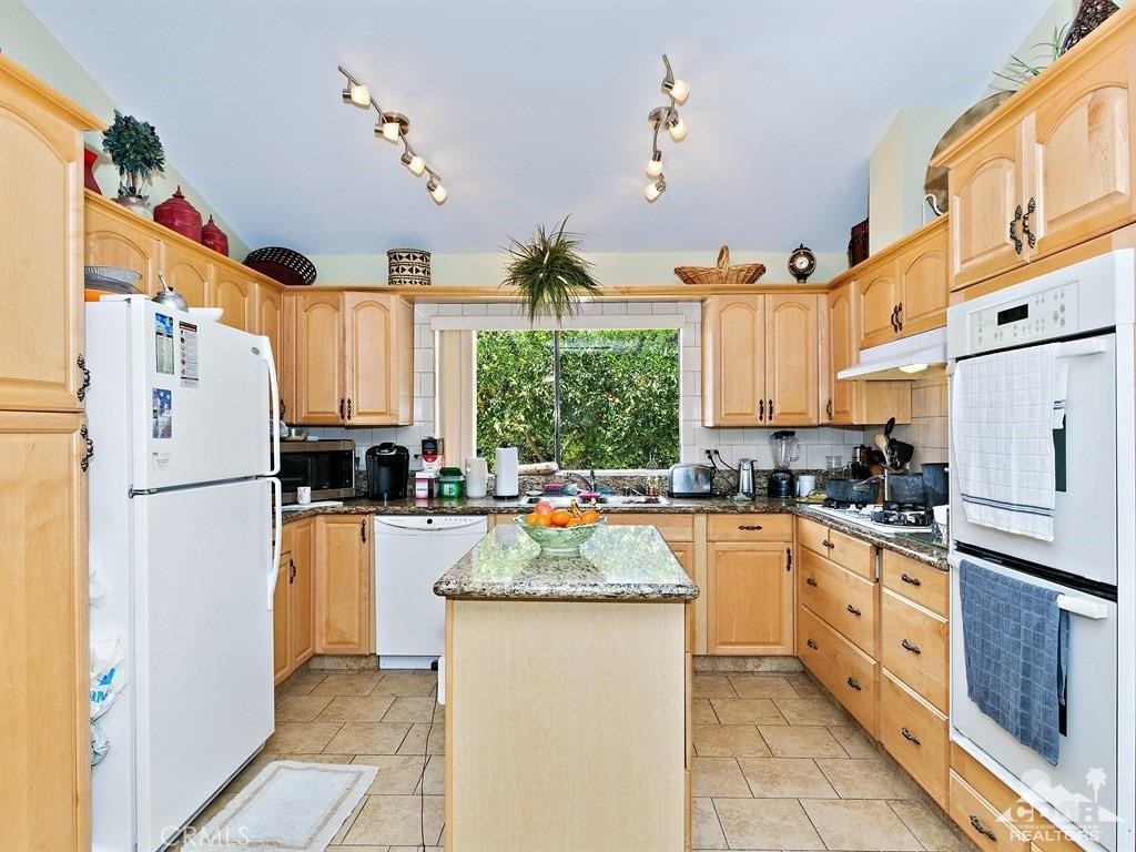 Golden Sun Estates - Residential