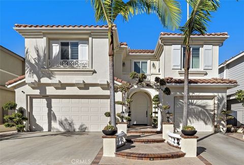 Photo of 7135 Ashley Drive, Huntington Beach, CA 92648 (MLS # OC25246734)
