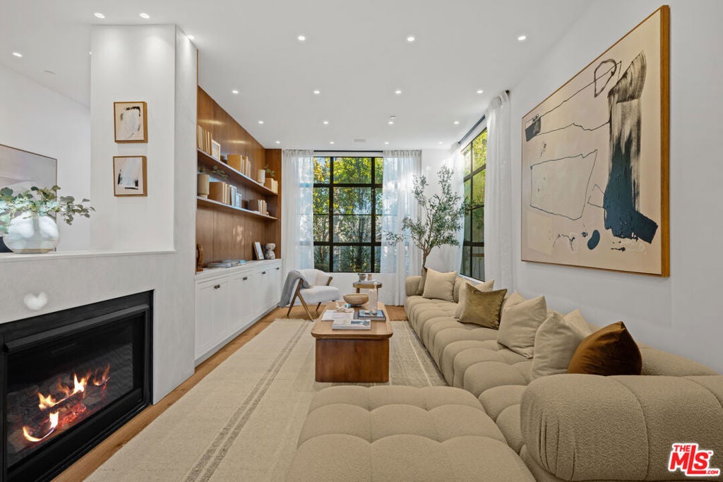 745 Sunset Avenue