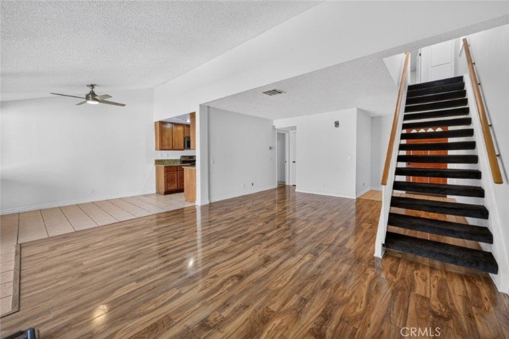 1239 Glenview Lane