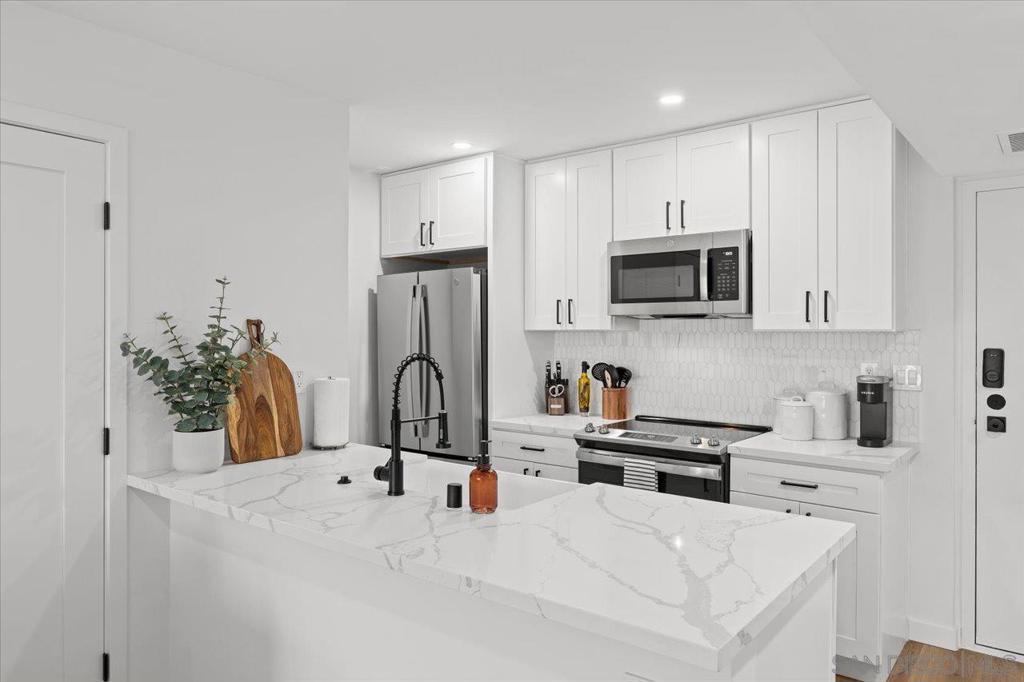 Mission Valley - Residential Lease