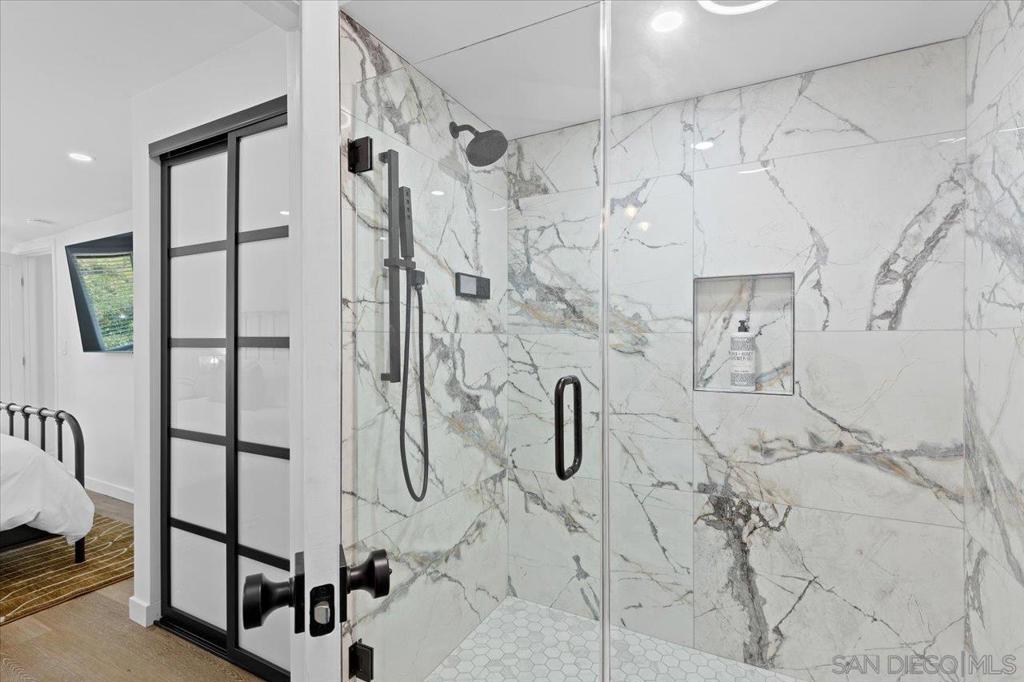 Mission Valley - Residential Lease