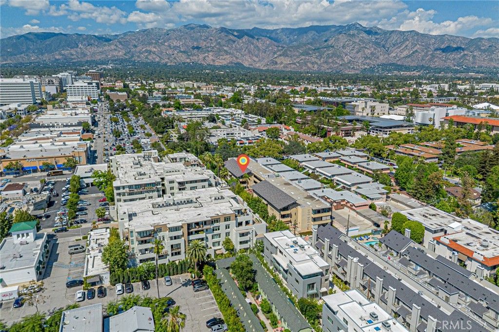 Photo of 960 SAN PASQUAL Street, Pasadena, CA 91106 (MLS # CV26081466)