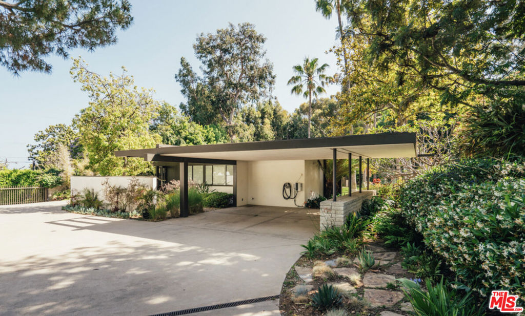 219 Chautauqua Boulevard