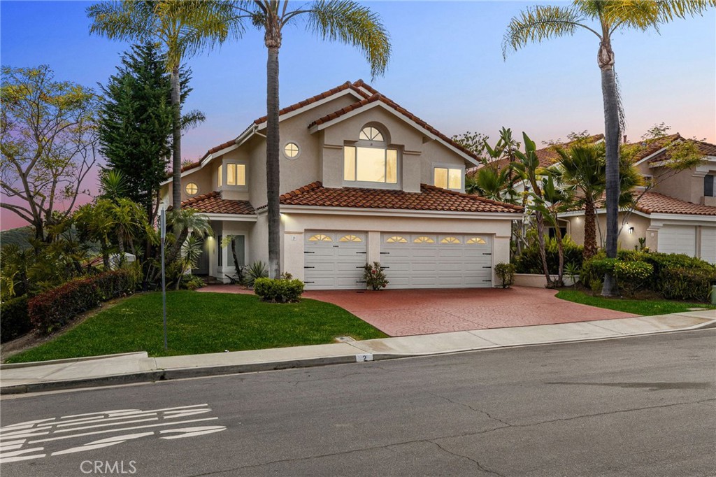 2 Vistamar Drive