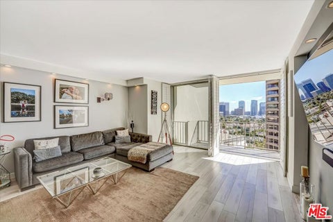 Photo of 10433 WILSHIRE Boulevard #1202, Los Angeles, CA 90024 (MLS # 26993979)