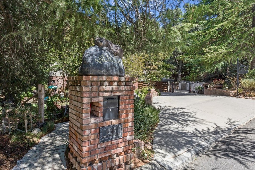 13515 Oak Mountain