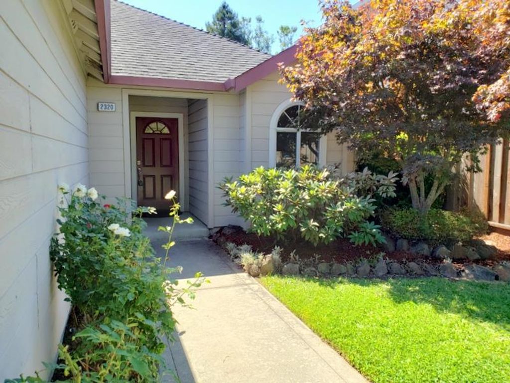 listing image 130725483456017549889