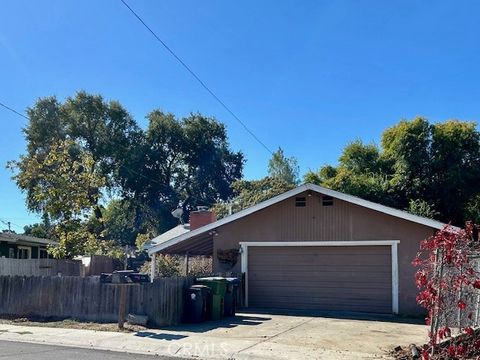 Photo of 6795 Stonybrook Dr, Clearlake, CA 95422 (MLS # LC26020406)